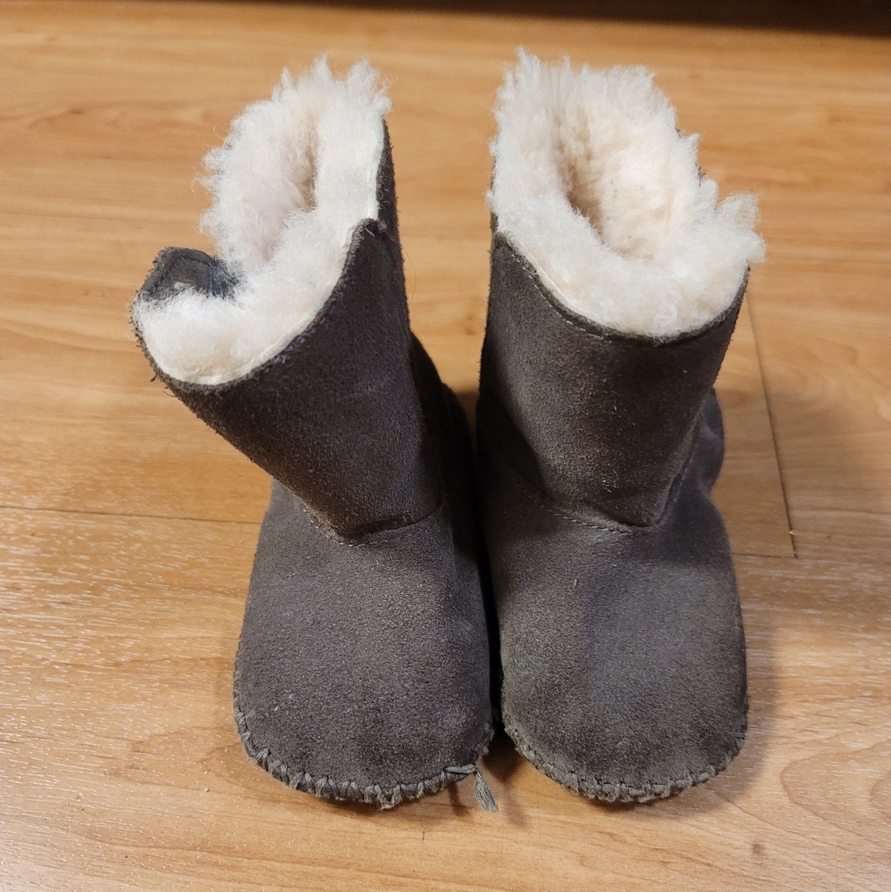 Ugg little boots